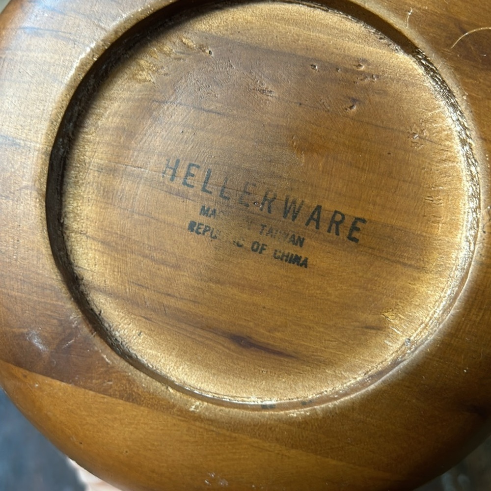Vtg Hellerware wooden bowl set large serving bowl 4 small bowls serving utensils - Picture 2 of 4